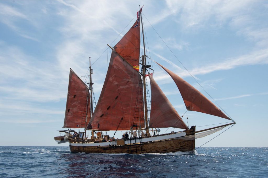 Research ship Toftevaag at full sail